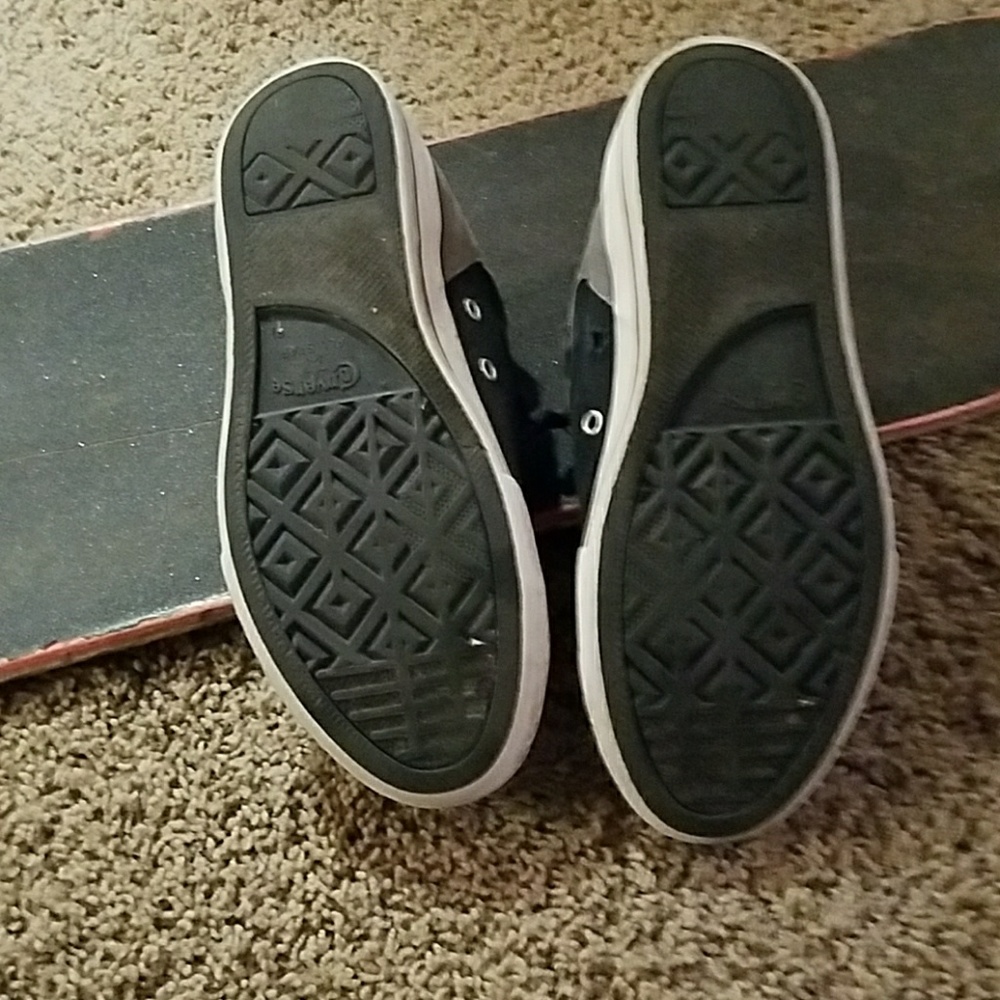 Converse - Picture 4 of 4